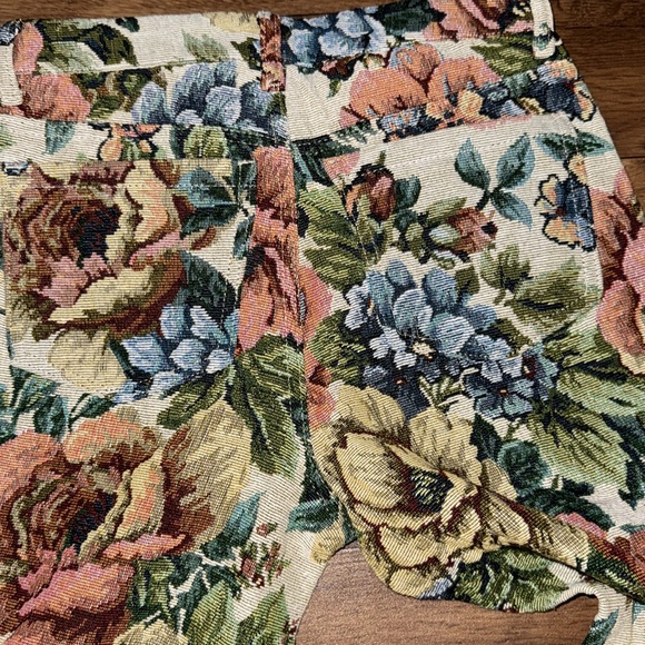 Jaded London Size 25 Floral Tapestry Boyfriend Fit Pants Streetwear Fashion Week - Picture 10 of 14